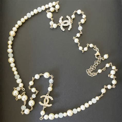 chanel cc pearl necklace replica|faux chanel long pearl necklace.